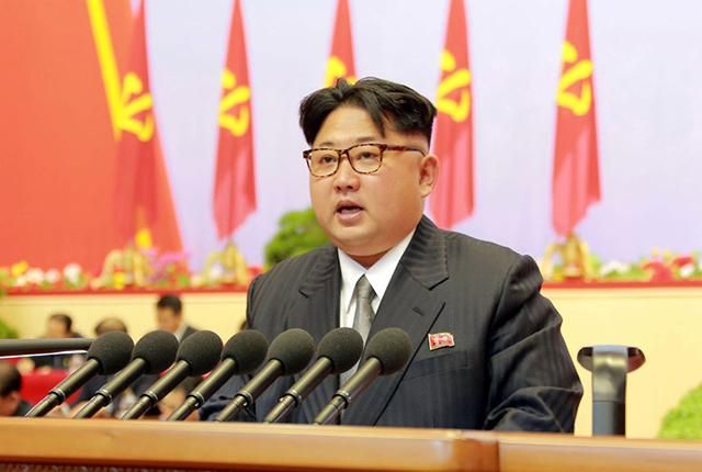 Кім Чен Ин озвучив бажання зрівнятися у військовій силі зі США Кім Чен Ин озвучив бажання зрівнятися у військовій силі зі США