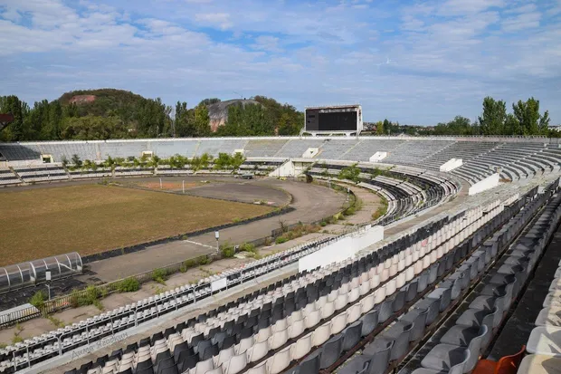 Стадіон Стадіон