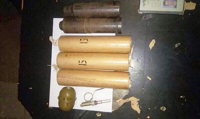 В киевском метро полиция нашла у парня целый арсенал боеприпасов