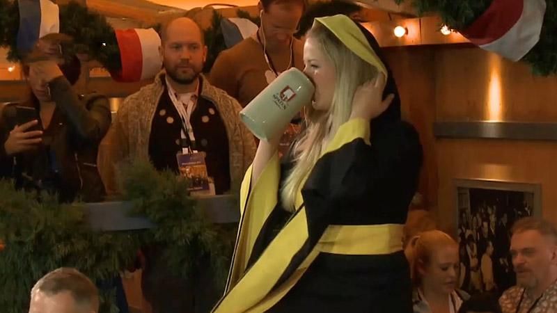 Як відкривали фестиваль пива у Мюнхені Як відкривали фестиваль пива у Мюнхені