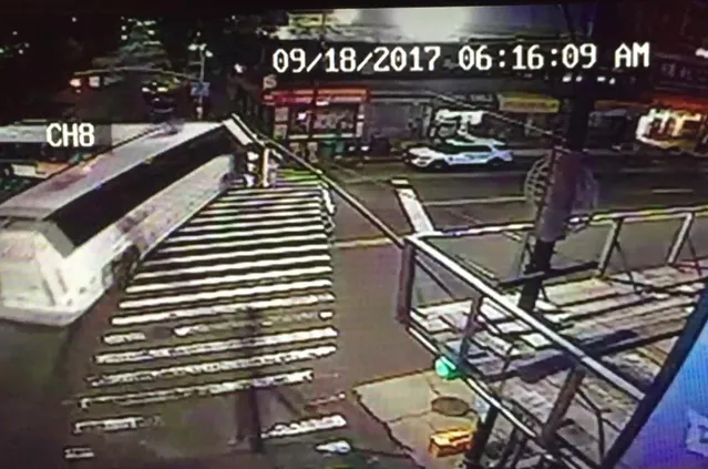 Автобус влетів у інший у Нью-Йорку Автобус влетів у інший у Нью-Йорку