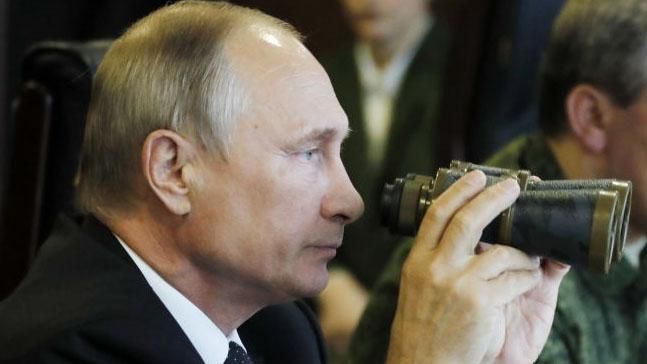 Карикатурист висміяв реформи, які готують у Путіна до майбутніх виборів Карикатурист висміяв реформи, які готують у Путіна до майбутніх виборів