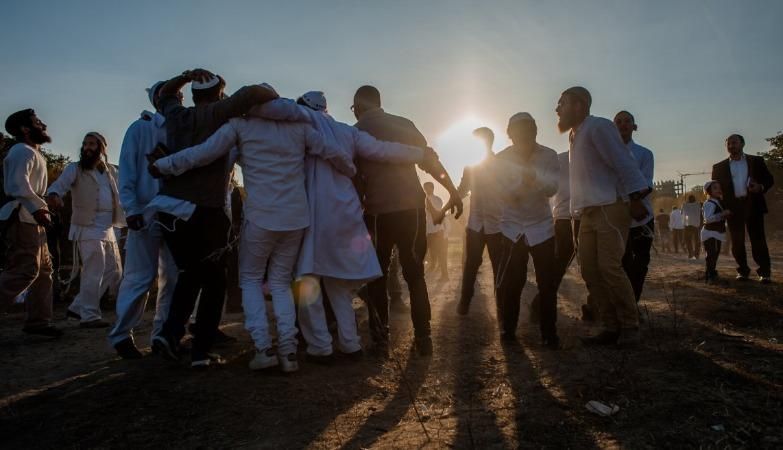 Еврейский новый год 2017: журналист показал зрелищное видео из Умани Еврейский новый год 2017: журналист показал зрелищное видео из Умани