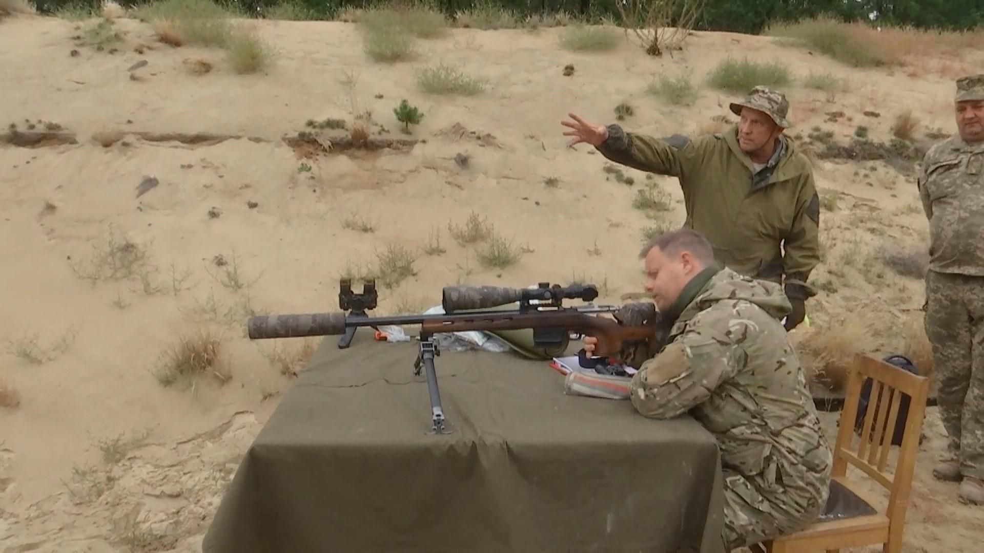 Пулей "Стилетто" можно пробить БТР: украинские разработчики добились впечатляющего результата Пулей "Стилетто" можно пробить БТР: украинские разработчики добились впечатляющего результата