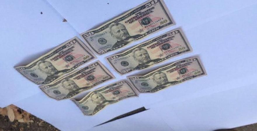 Еврейский новый год: депутат в Умани обложил "данью" предпринимателей, что торговали для хасидов Еврейский новый год: депутат в Умани обложил "данью" предпринимателей, что торговали для хасидов