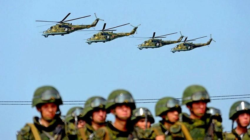 Росія готова до ведення повномасштабної війни з Заходом, – тривожна заява Турчинова