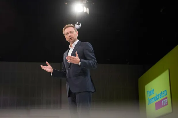 Крістіан Ліндер, Крістіан Ліндер,