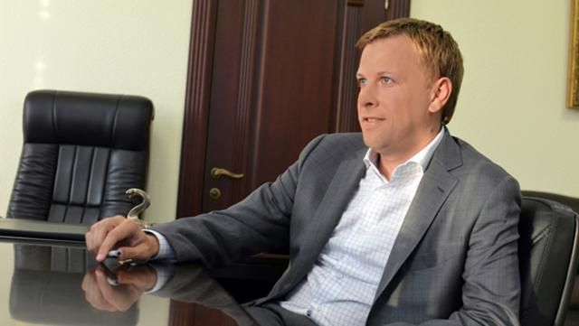 Экс-регионал рассказал о "бонусах" от власти за нужное голосование в Раде Экс-регионал рассказал о "бонусах" от власти за нужное голосование в Раде