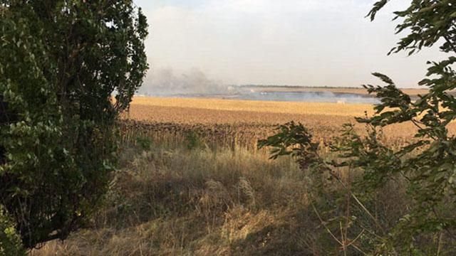 На складах боєприпасів на Донеччині пролунала низка вибухів: триває евакуація На складах боєприпасів на Донеччині пролунала низка вибухів: триває евакуація