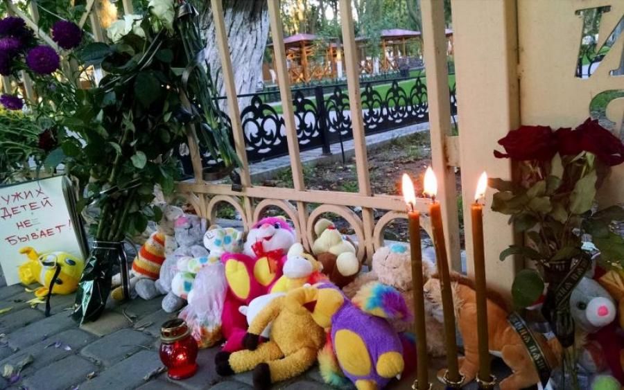Родители погибших при пожаре в лагере Одессы детей просят возможности достойно их похоронить
