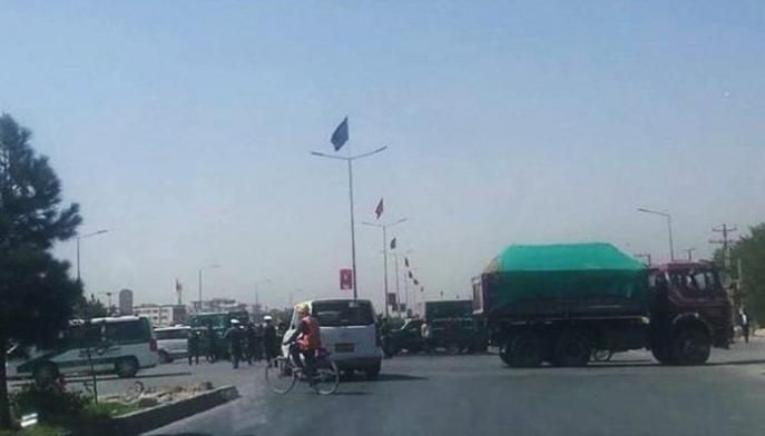 Террорист-смертник атаковал конвой НАТО: есть раненые Террорист-смертник атаковал конвой НАТО: есть раненые