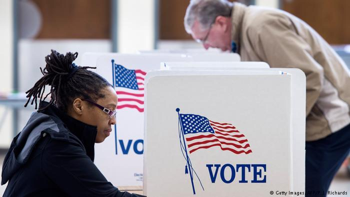 Российские "правительственные" хакеры причастны к вмешательству в выборы в США в 21 штате