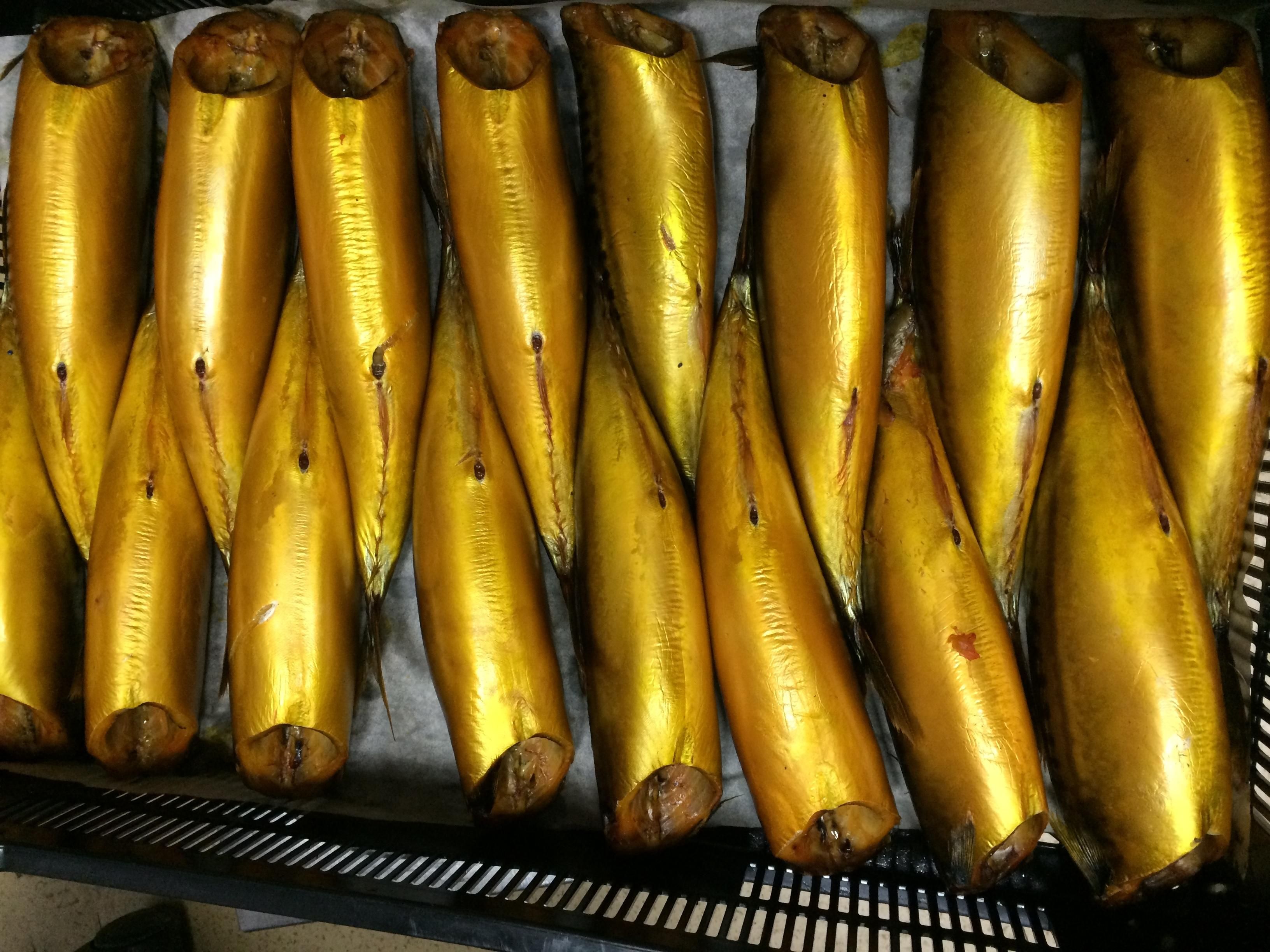 Кількість постраждалих через отруєння копченою рибою у Львові зросла до 40 осіб Кількість постраждалих через отруєння копченою рибою у Львові зросла до 40 осіб