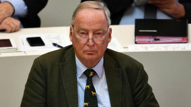 Выборы в Германии: лидер правых пригрозил Меркель давлением Выборы в Германии: лидер правых пригрозил Меркель давлением