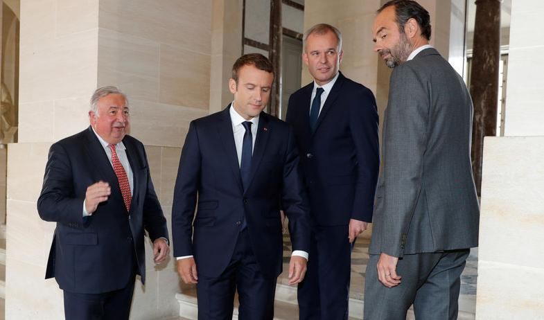 Во Франции выбрали новых сенаторов: неожиданные результаты