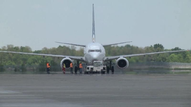 В Україні можуть обмежити авіаперельоти східними регіонами
