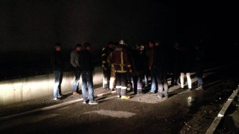 Пожежа на заводі "Біофарма": ексклюзивні кадри, що відбувається на місці НС зараз Пожежа на заводі "Біофарма": ексклюзивні кадри, що відбувається на місці НС зараз