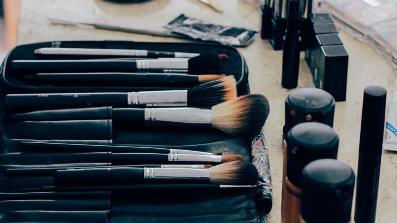 Как хранить косметику: советы, которые помогут избежать беспорядка