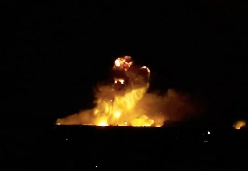 Внаслідок вибухів у Калинівці є перші постраждалі, – ЗМІ Внаслідок вибухів у Калинівці є перші постраждалі, – ЗМІ