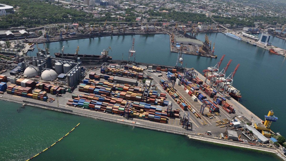 Причал Одесского порта реконструируют за миллиард гривен