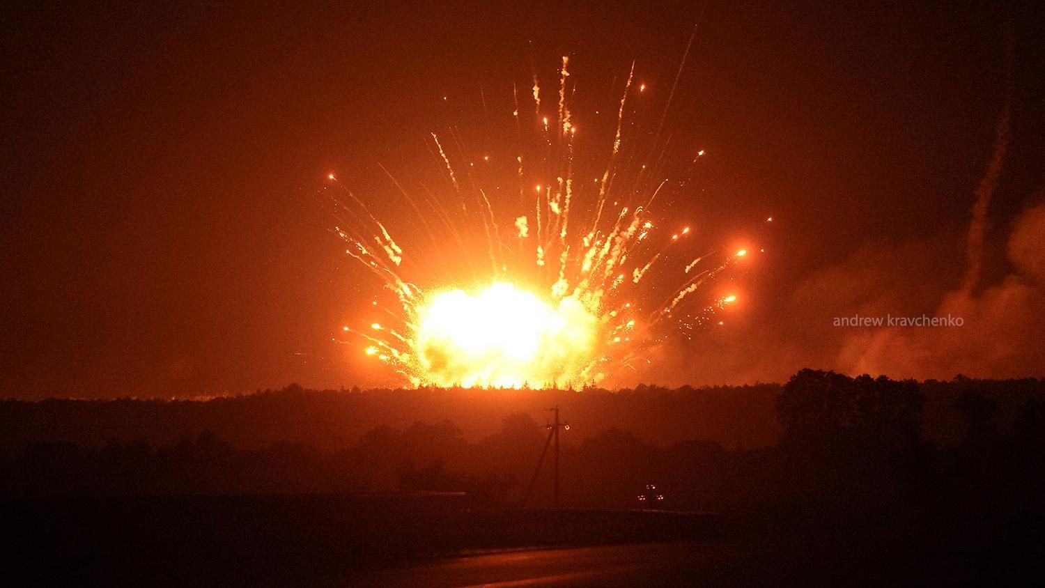 За вибухи на складах у Калинівці відповідальність має понести Муженко, – Геращенко За вибухи на складах у Калинівці відповідальність має понести Муженко, – Геращенко