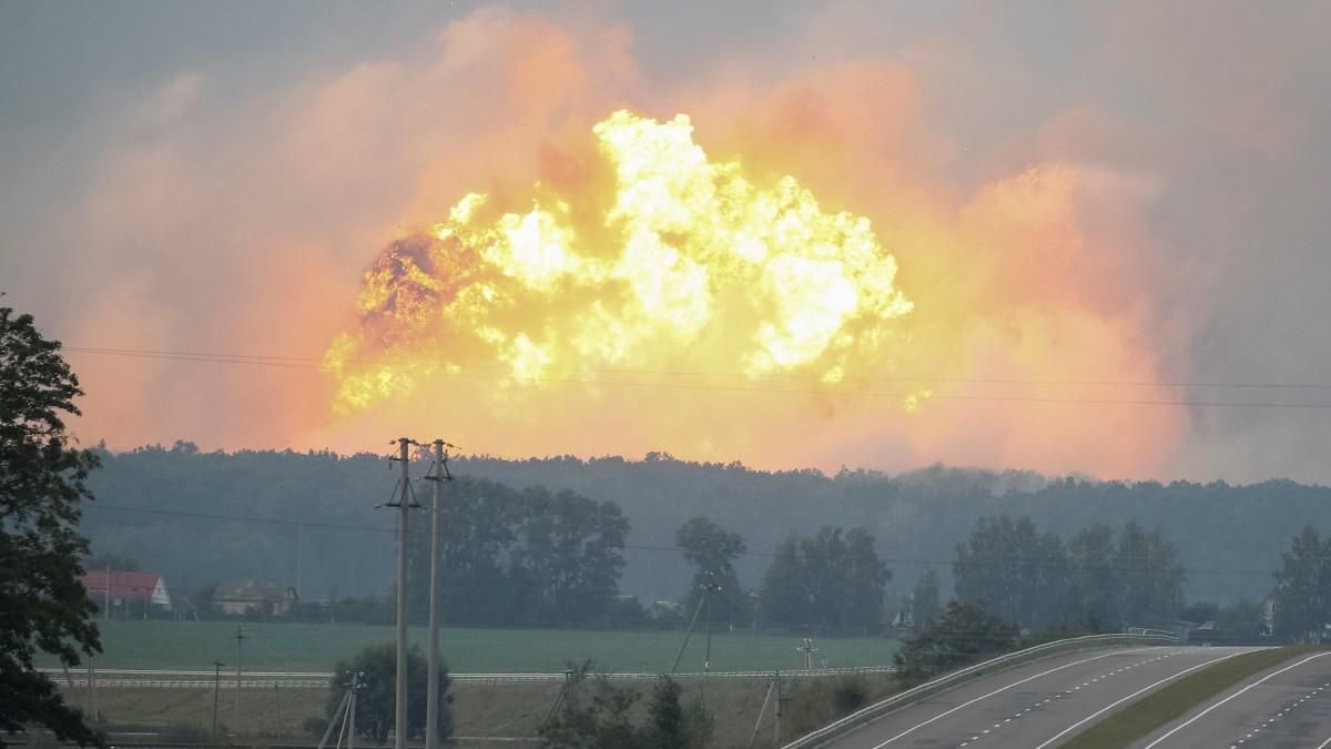 Вибухи у Калинівці: військова прокуратура відпрацьовує 4 основні слідчі версії