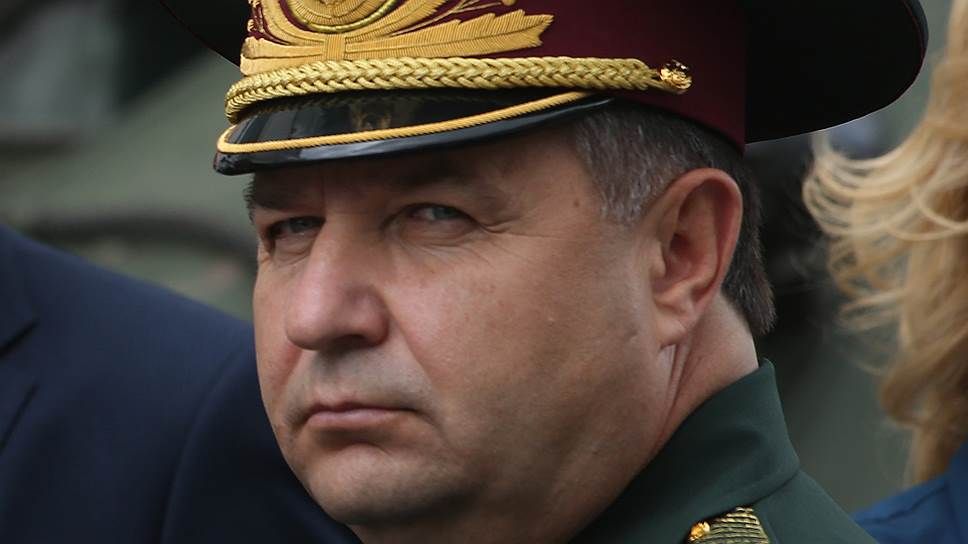 Министр обороны Полторак рассказал, кого наказали за предыдущие взрывы на военных складах
