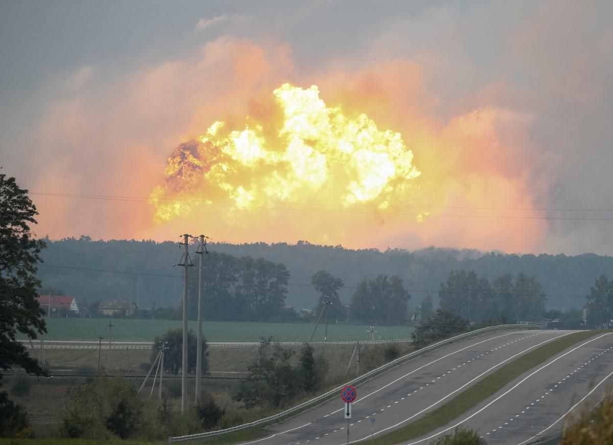 Вибухи у Калинівці: ЗМІ повідомили ще одну версію 