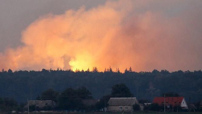 У Калинівці виявили нові осередки пожежі, – Генштаб У Калинівці виявили нові осередки пожежі, – Генштаб