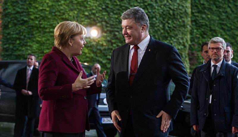 Порошенко провів першу розмову з Меркель після виборів: деталі Порошенко провів першу розмову з Меркель після виборів: деталі