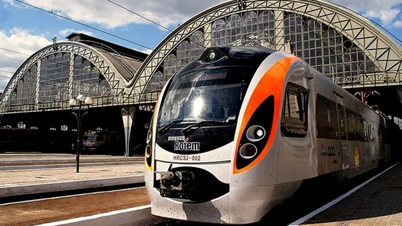 Укрзализныця соединит Одессу и Львов ночным экспрессом Укрзализныця соединит Одессу и Львов ночным экспрессом