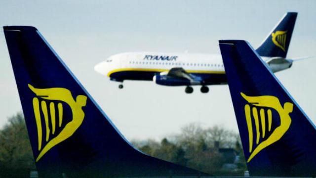 Ryanair продовжує скасовувати рейси: постраждало майже півмільйона пасажирів