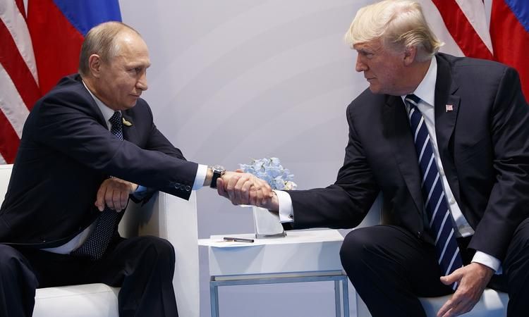 Трамп не зустрічається з Путіним – це погано, – політтехнолог