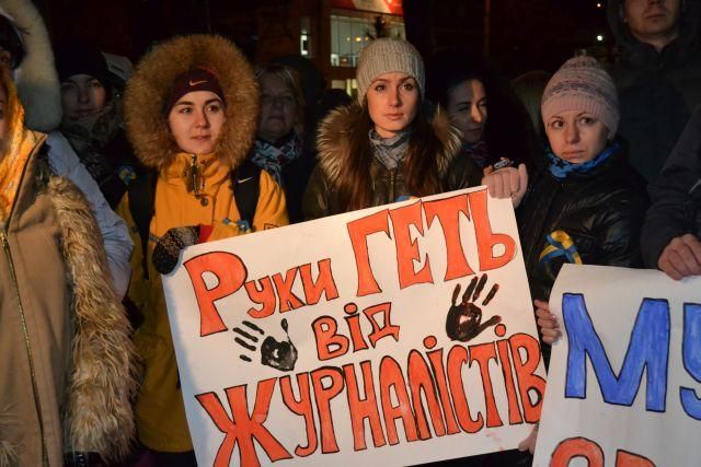  В Україні за вересень зафіксували більше 10 випадків фізичної агресії щодо журналістів