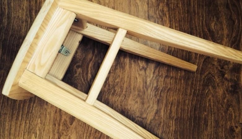 Мужчина табуретом забил до смерти 3-летнюю девочку в Запорожье Мужчина табуретом забил до смерти 3-летнюю девочку в Запорожье