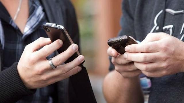 На оккупированном Донбассе частично исчезла мобильная связь, – местные На оккупированном Донбассе частично исчезла мобильная связь, – местные