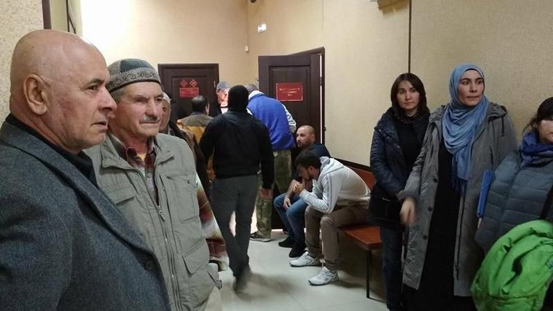 Затриманим напередодні кримським татарам "суд" Сімферополя обрав запобіжний захід
