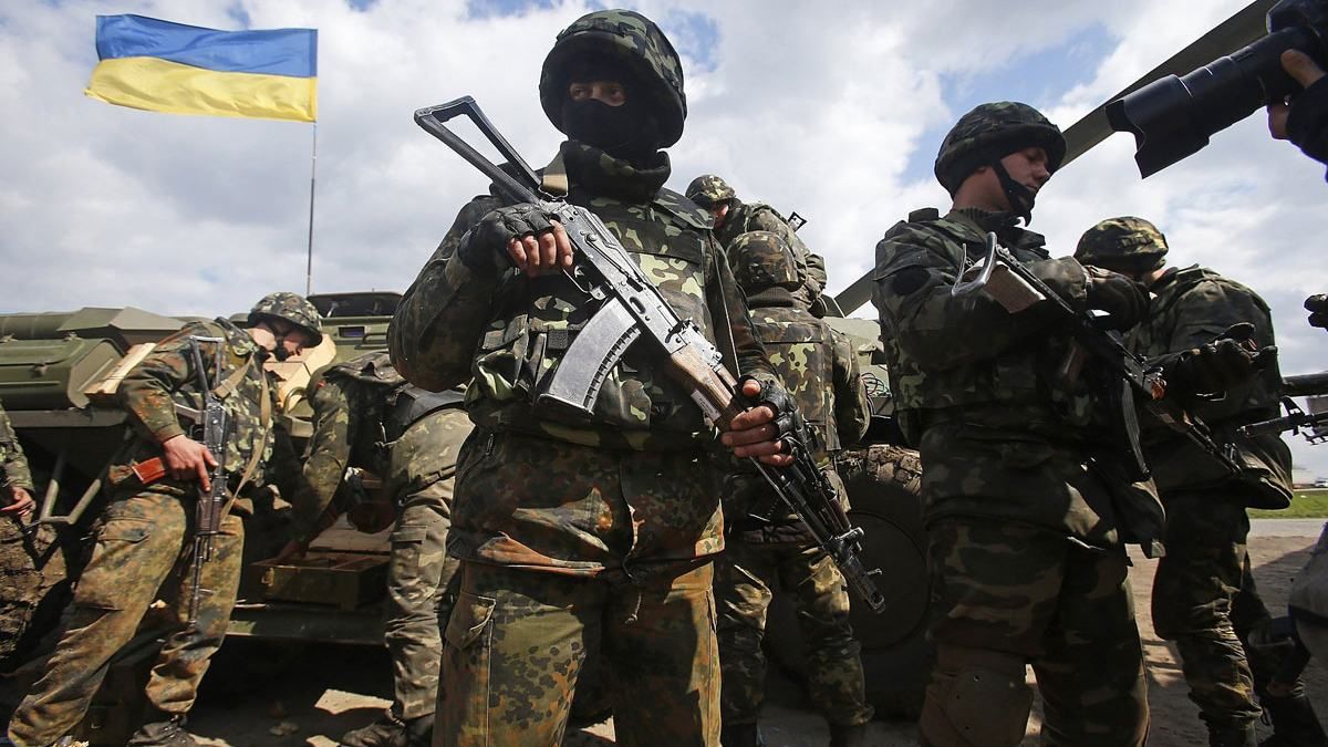 Что будет с оккупированным Донбассом: у Порошенко озвучили детали законопроекта о реинтеграции Что будет с оккупированным Донбассом: у Порошенко озвучили детали законопроекта о реинтеграции