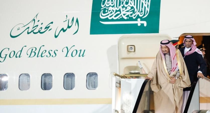 З королем Саудівської Аравії після прибуття до Москви стався конфуз: з'явилось відео