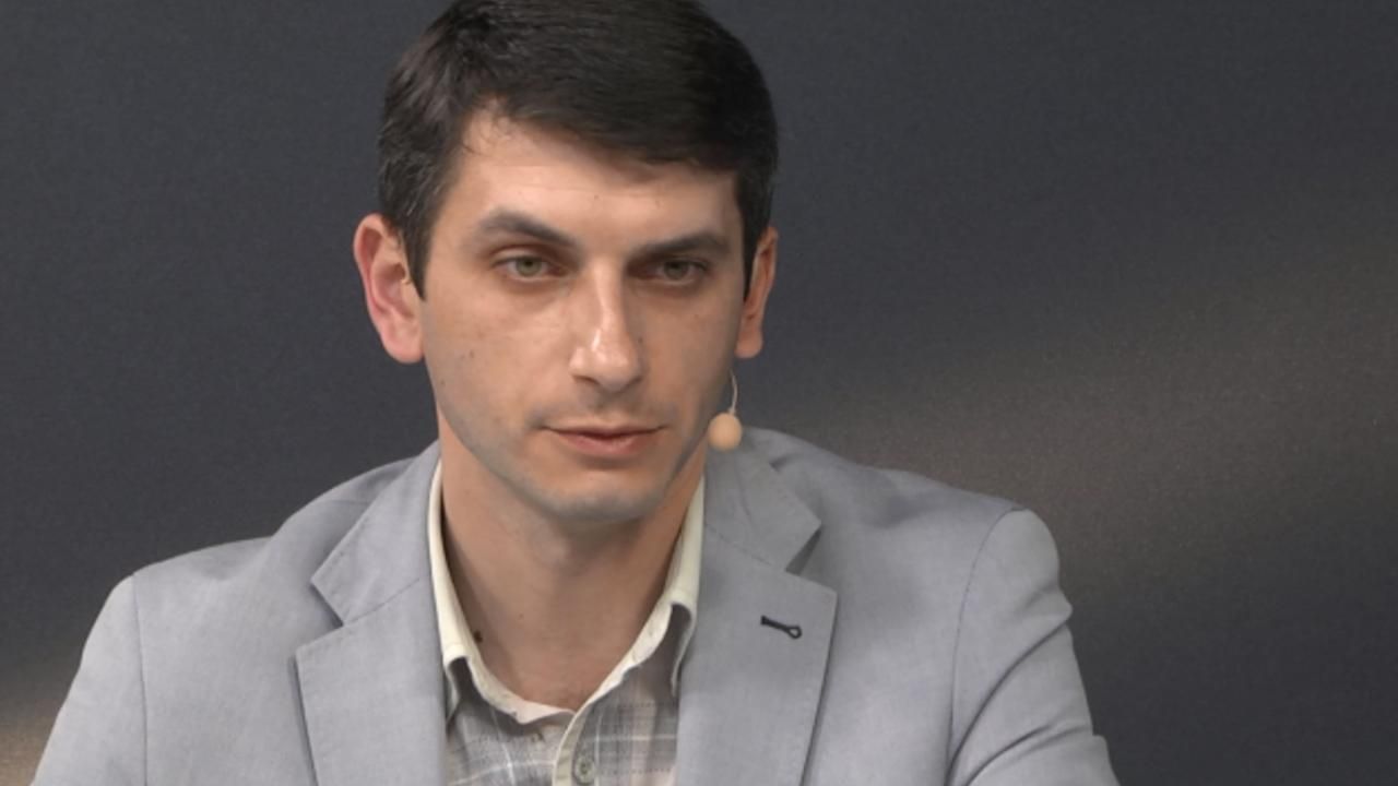 Суд отпустил подозреваемого по делу Майдана под домашний арест Суд отпустил подозреваемого по делу Майдана под домашний арест