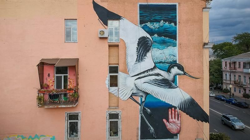 Нові мурали з’явилися на одеських будинках: мальовничі фото Нові мурали з’явилися на одеських будинках: мальовничі фото
