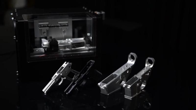 Виклик вогнепалу: у США надійшов у продаж 3D-принтер для друку зброї
Виклик вогнепалу: у США надійшов у продаж 3D-принтер для друку зброї