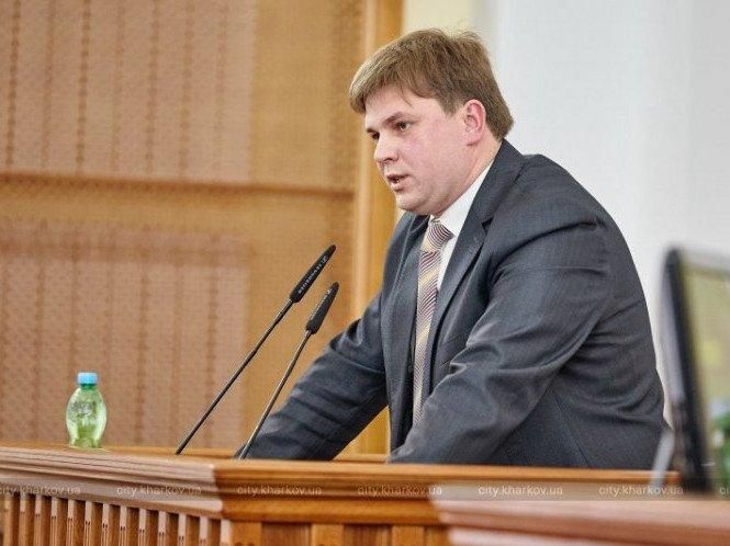 На позачерговій сесії Харківської міськради сталися сутички з проросійським депутатом: відео На позачерговій сесії Харківської міськради сталися сутички з проросійським депутатом: відео