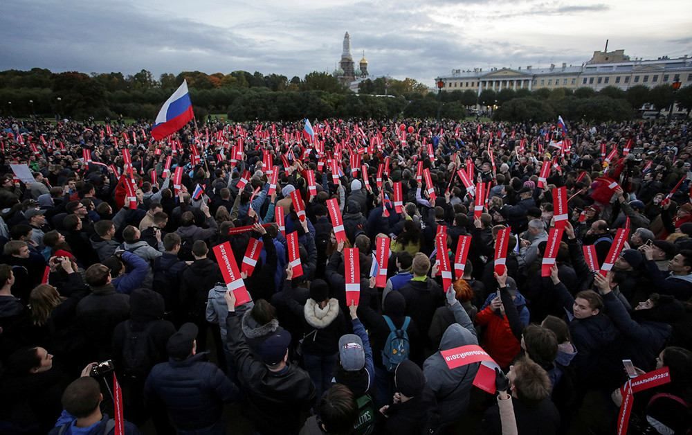 Полиция жестоко разогнала ночную акцию в поддержку Навального в Москве