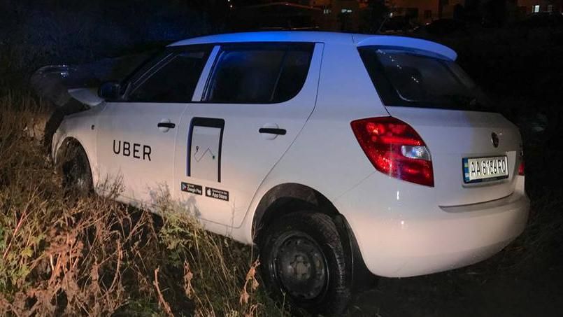 ДТП с участием машины такси Uber произошло в Киеве