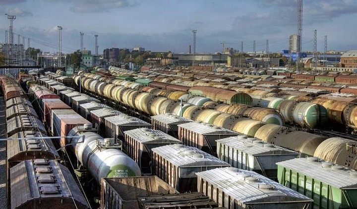 Підхід до розподілу вагонів "Укрзалізниці" завдає шкоди економіці, – ЗМІ Підхід до розподілу вагонів "Укрзалізниці" завдає шкоди економіці, – ЗМІ