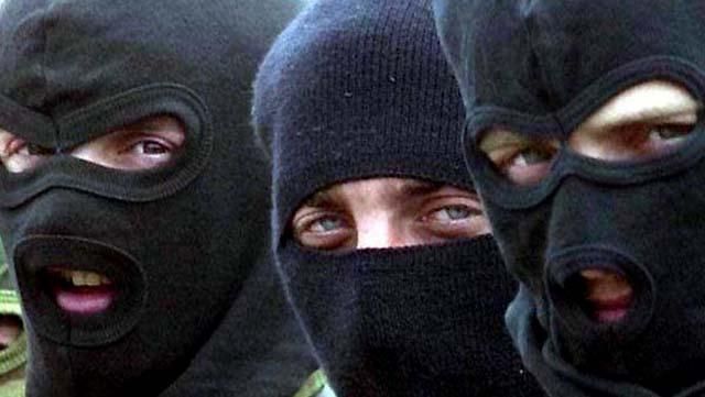 Неизвестные в масках ограбили пассажиров автобуса на Херсонщине
