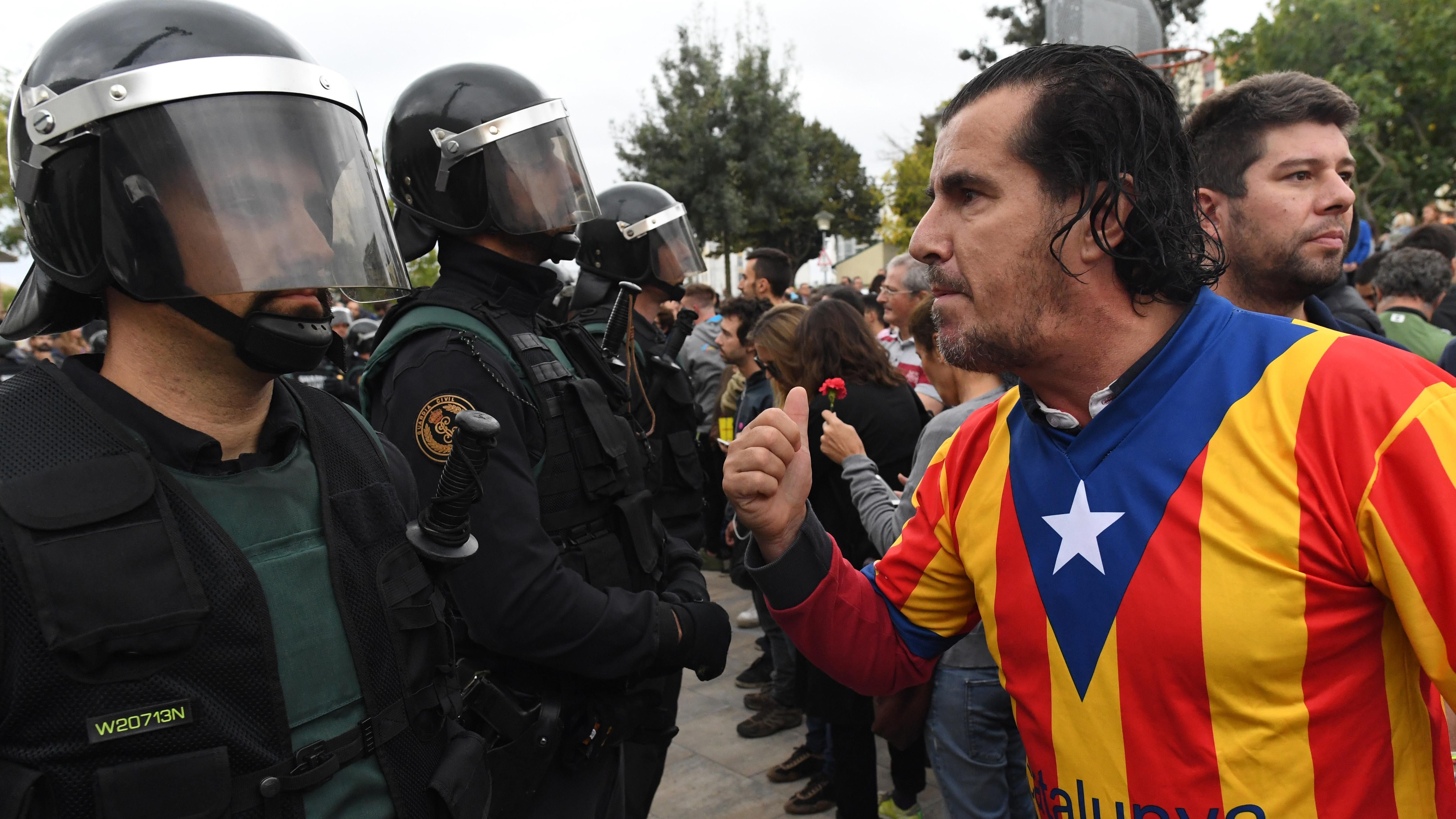 Каталонія та Крим: російські жителі Барселони порівняли іспанський і український сепаратизм Каталонія та Крим: російські жителі Барселони порівняли іспанський і український сепаратизм