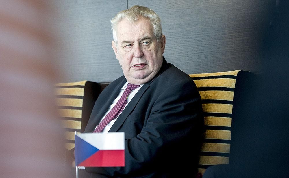 Феєричний мерзотник, – політик різко відреагував на скандальну заяву глави Чехії щодо Криму