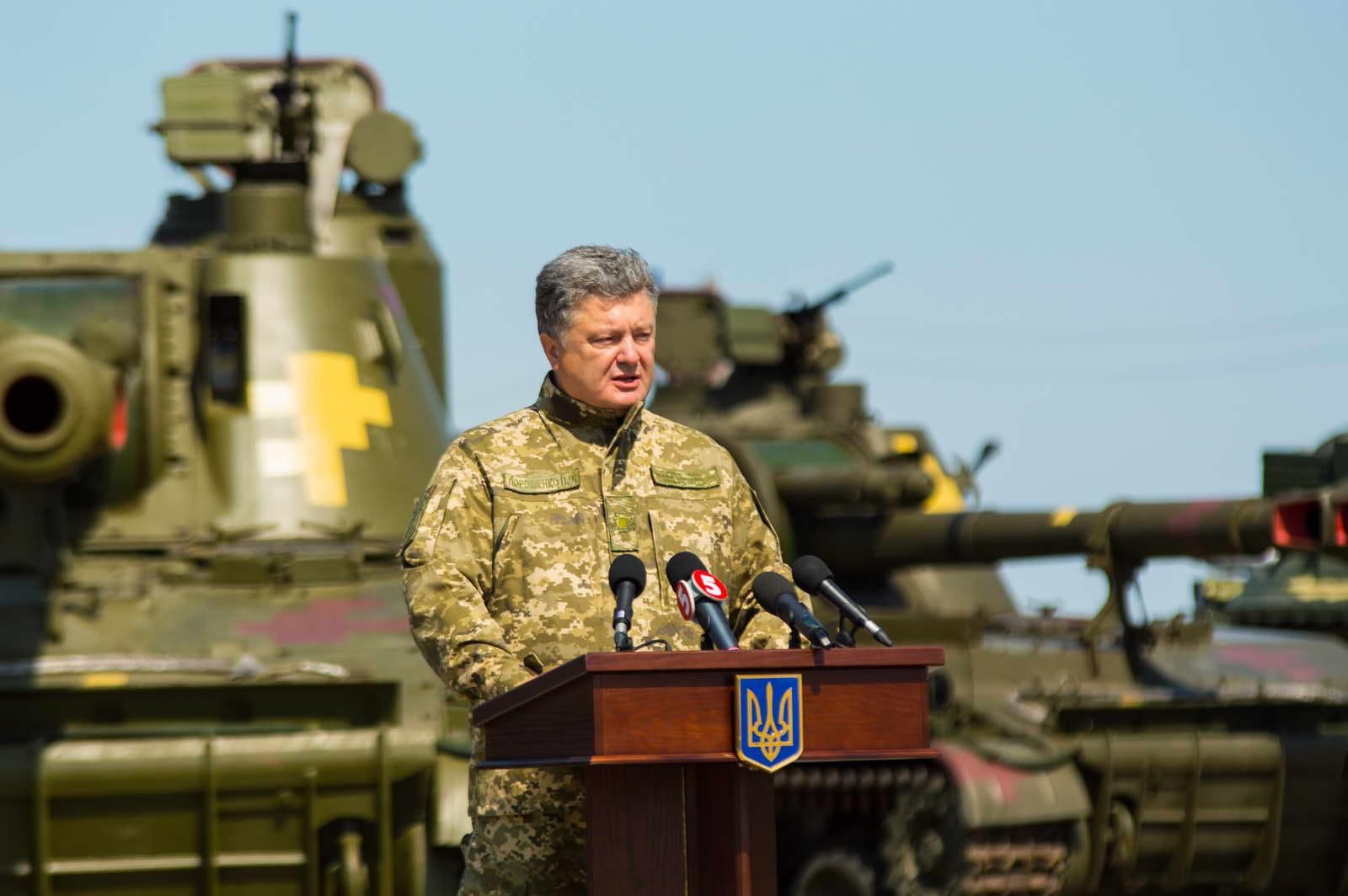 Президент подписал указ "О Ставке Верховного Главнокомандующего" с тайными дополнениями Президент подписал указ "О Ставке Верховного Главнокомандующего" с тайными дополнениями